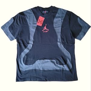 Off-White/Air Jordan T-Shirt size XL